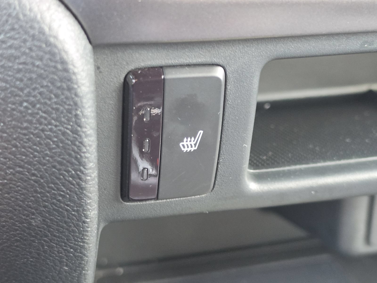 Used 2024 Honda Passport EX-L image 30