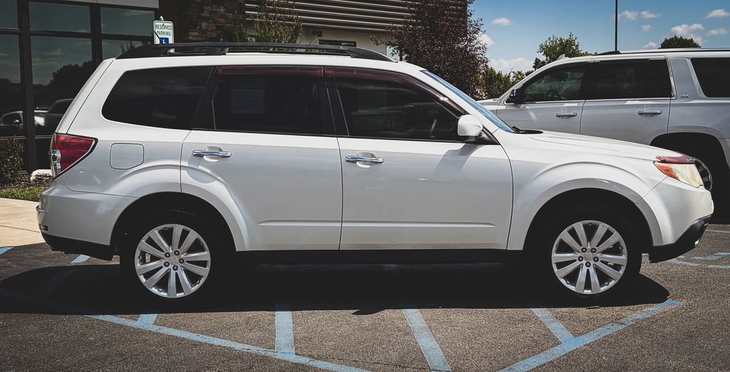 Used 2012 Subaru Forester 2.5X Limited AWD/4WD image 21