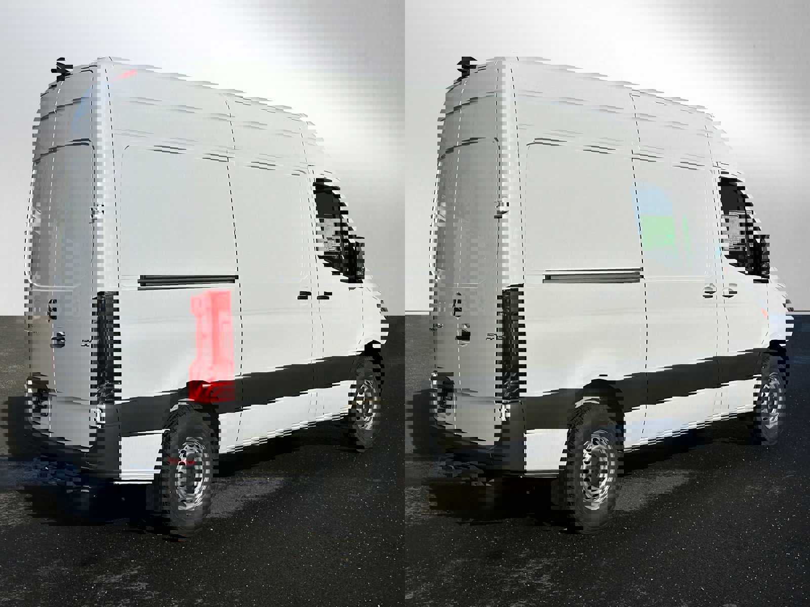 Used 2023 Mercedes-Benz Sprinter 1500 image 3