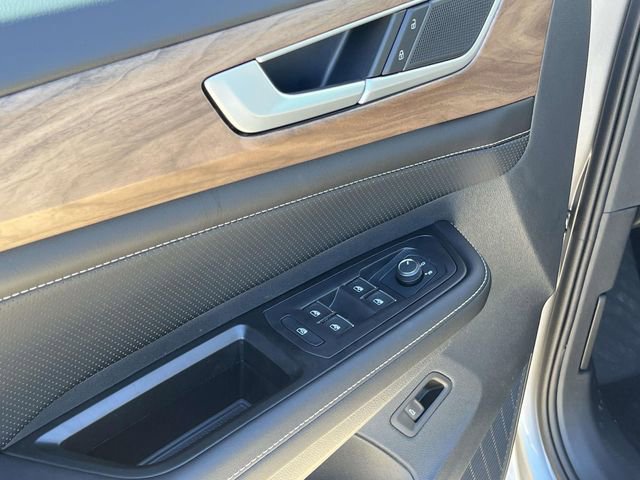New 2026 Volkswagen Atlas SE FWD image 10