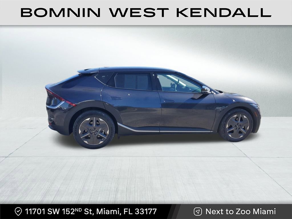 Used 2025 Kia EV6 Light image 8