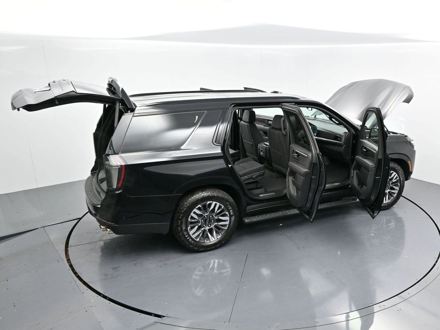 Used 2025 Chevrolet Tahoe Z71 w/ Z71 Off-Road Package image 48