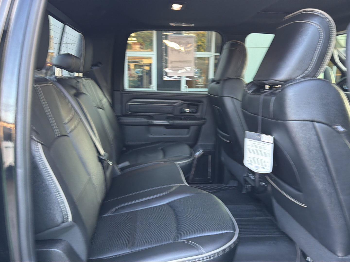 Used 2024 RAM 3500 Limited AWD/4WD image 10