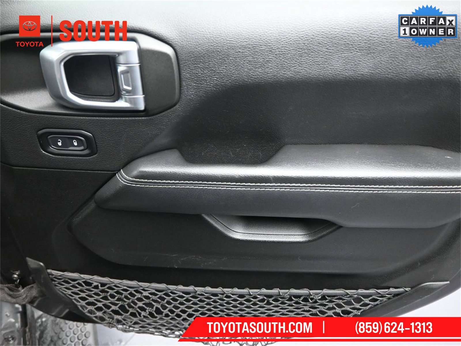 Used 2022 Jeep Wrangler Unlimited Sahara 4xe image 30