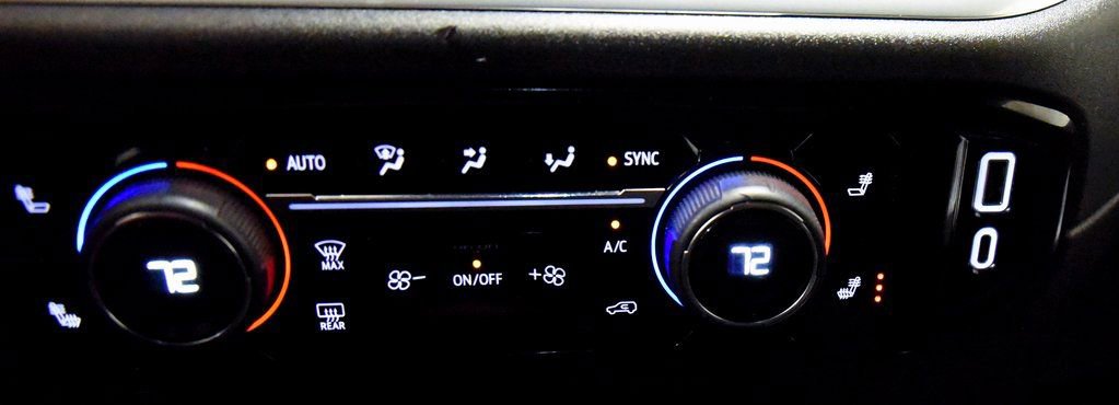 Used 2025 Chevrolet Silverado 1500 LT w/ Work Truck Package image 28