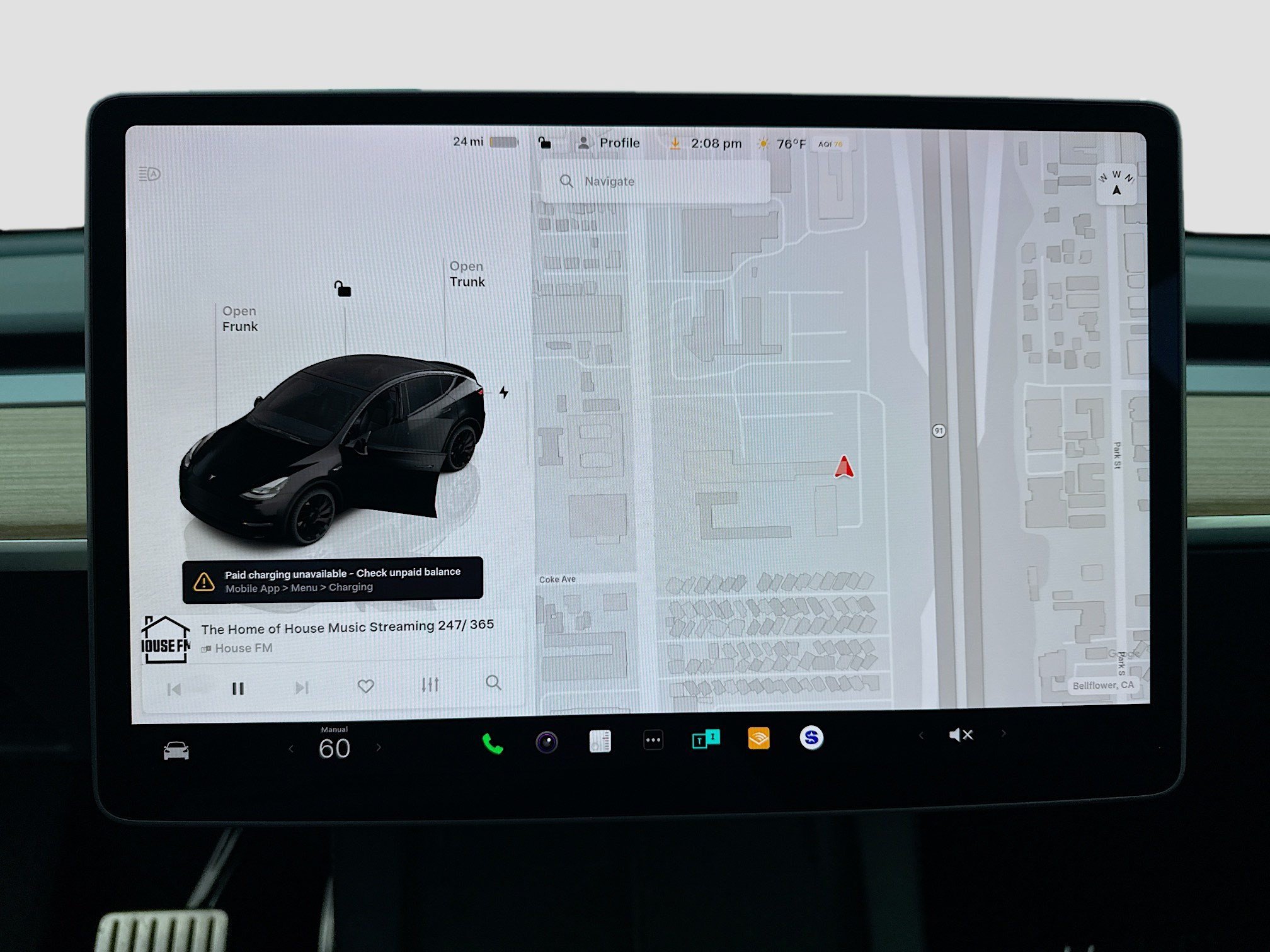 Used 2025 Tesla Model Y Performance AWD/4WD image 9