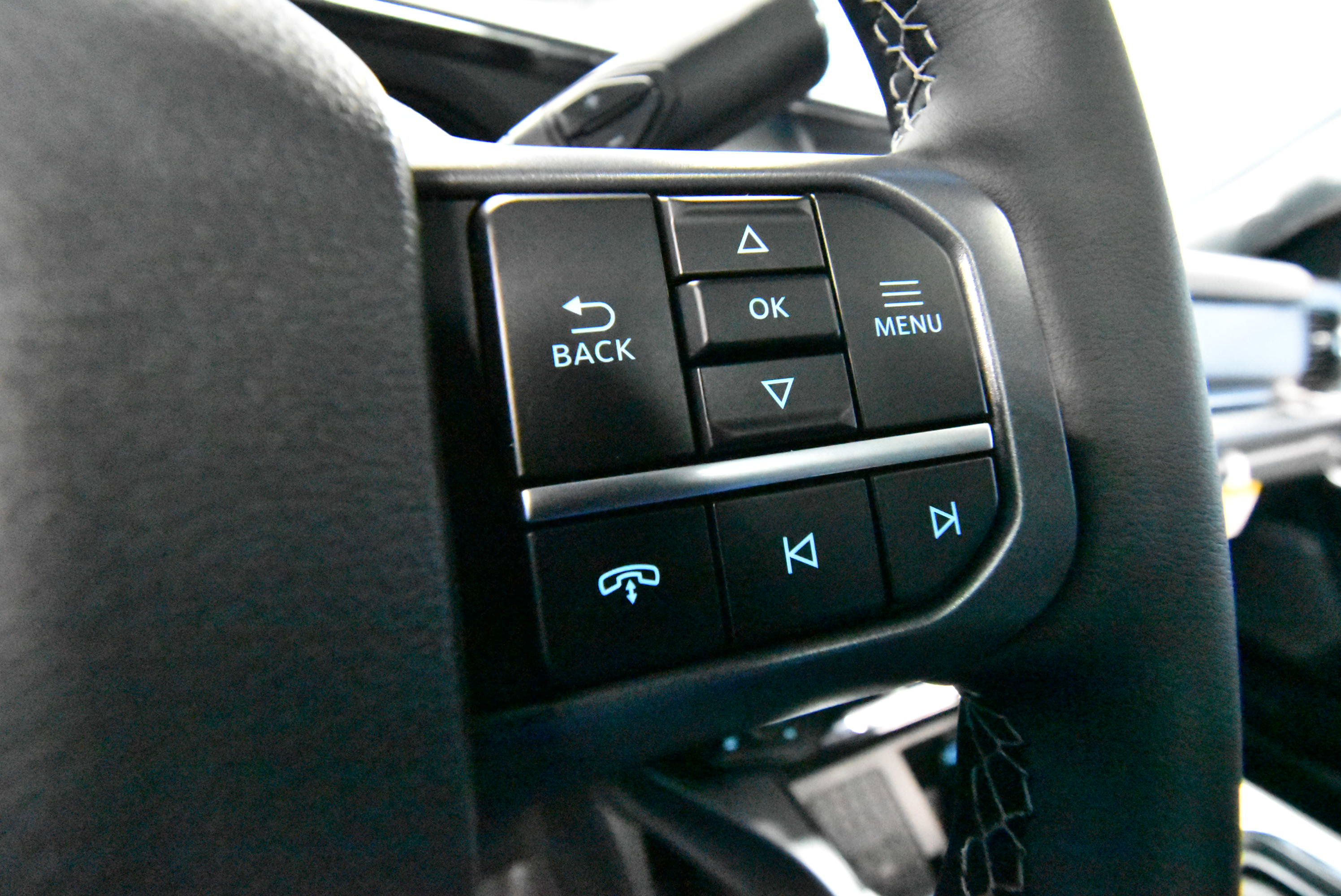 New 2025 Ford F350 Lariat w/ Lariat Ultimate Package image 11