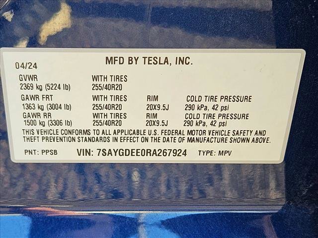 Used 2024 Tesla Model Y Long Range AWD/4WD image 29