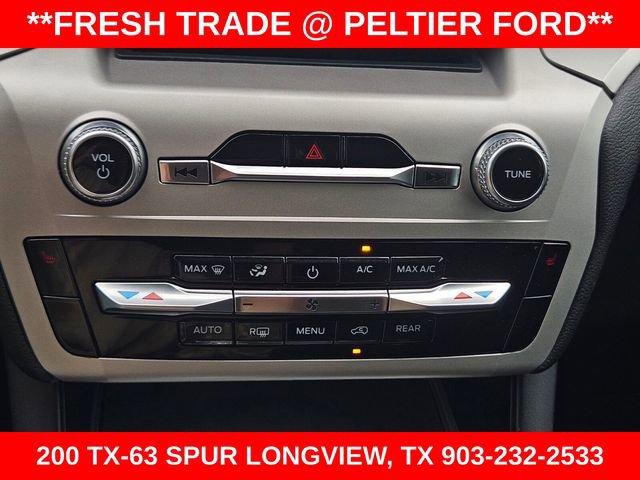 Certified 2023 Ford Explorer XLT image 28