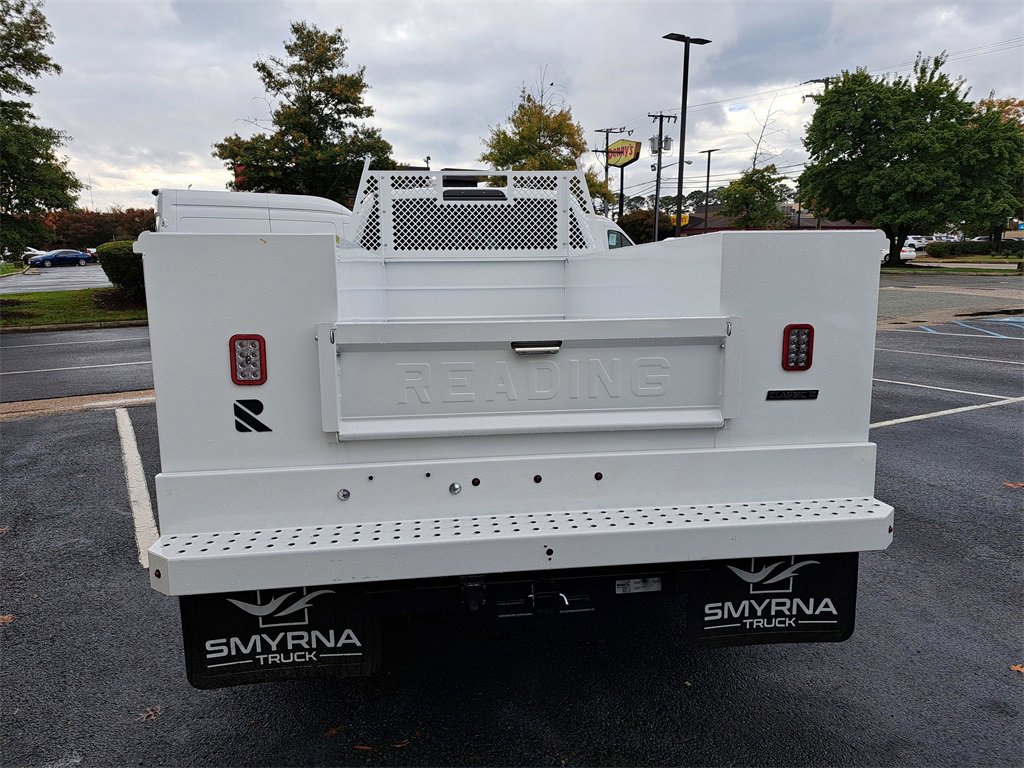 New 2025 Ford F350 XL w/ XL Chrome Package image 5