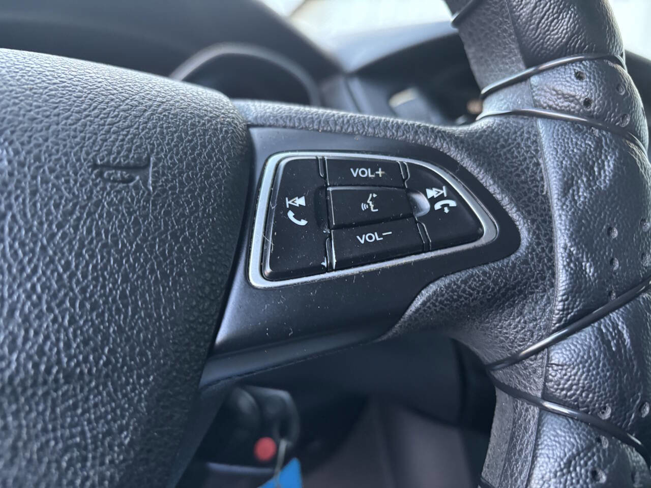 Used 2015 Ford Focus SE image 26