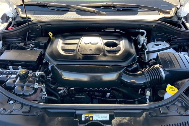 Used 2019 Dodge Durango SXT w/ 3rd Row Seating Group image 9