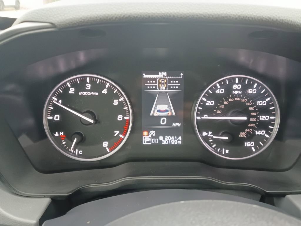Used 2025 Subaru Crosstrek 2.0i Premium AWD/4WD image 2