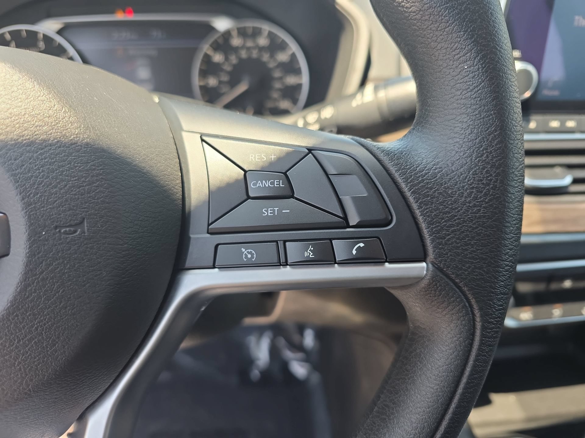 Used 2023 Nissan Altima 2.5 SV FWD image 18