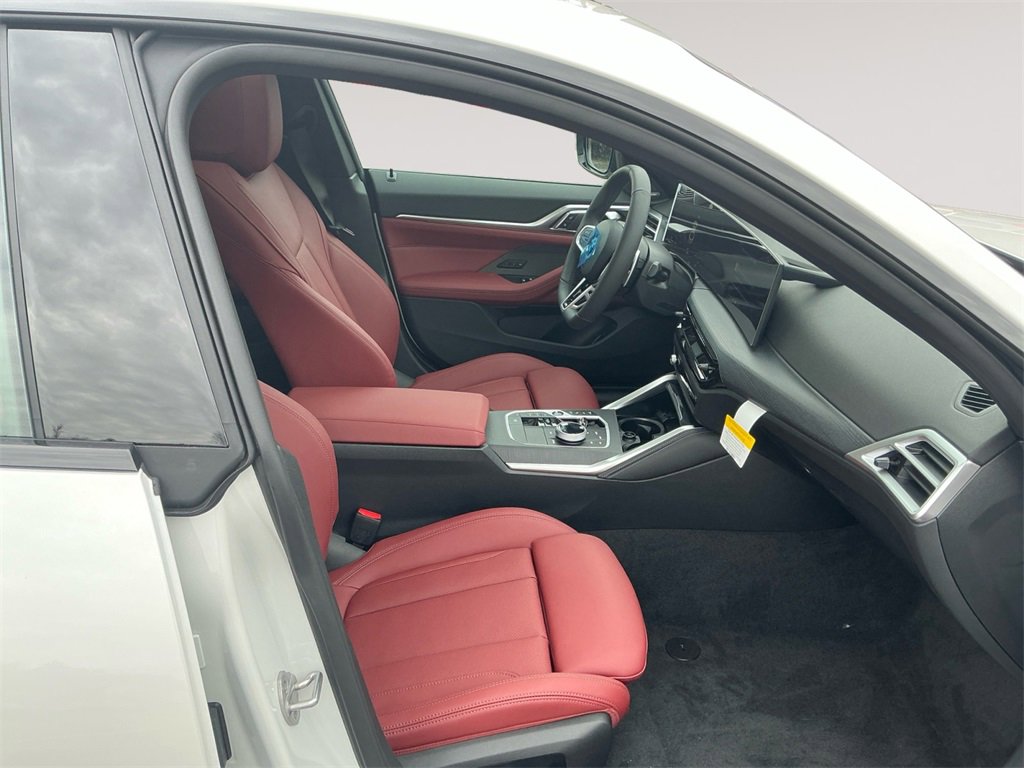 New 2026 BMW 430i xDrive w/ M Sport Package image 15