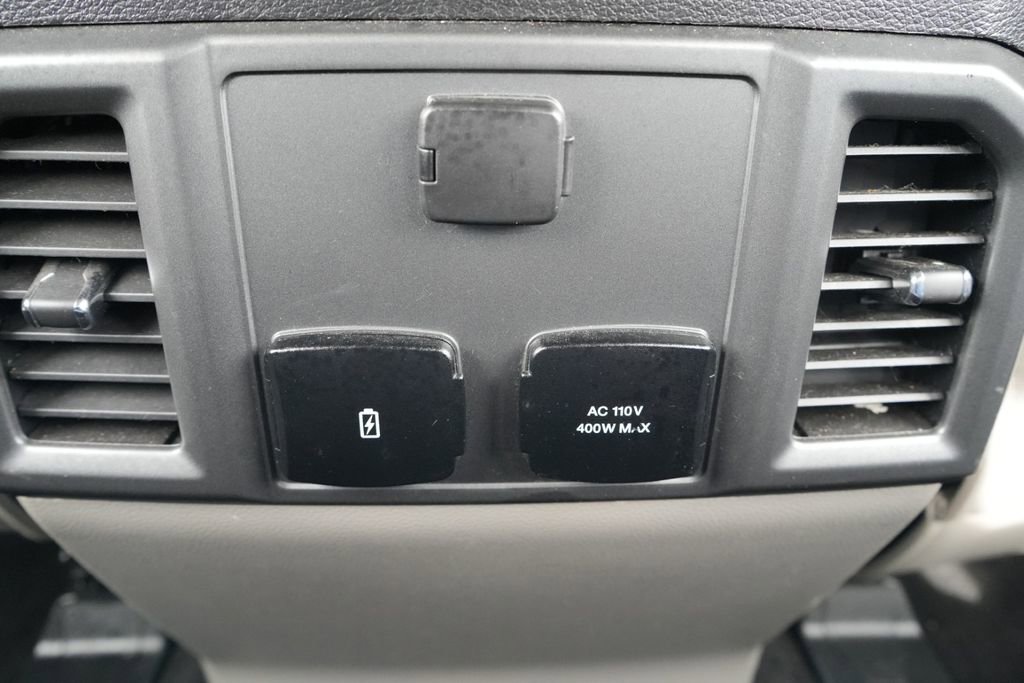 Used 2018 Ford F150 XLT w/ Equipment Group 302A Luxury image 19