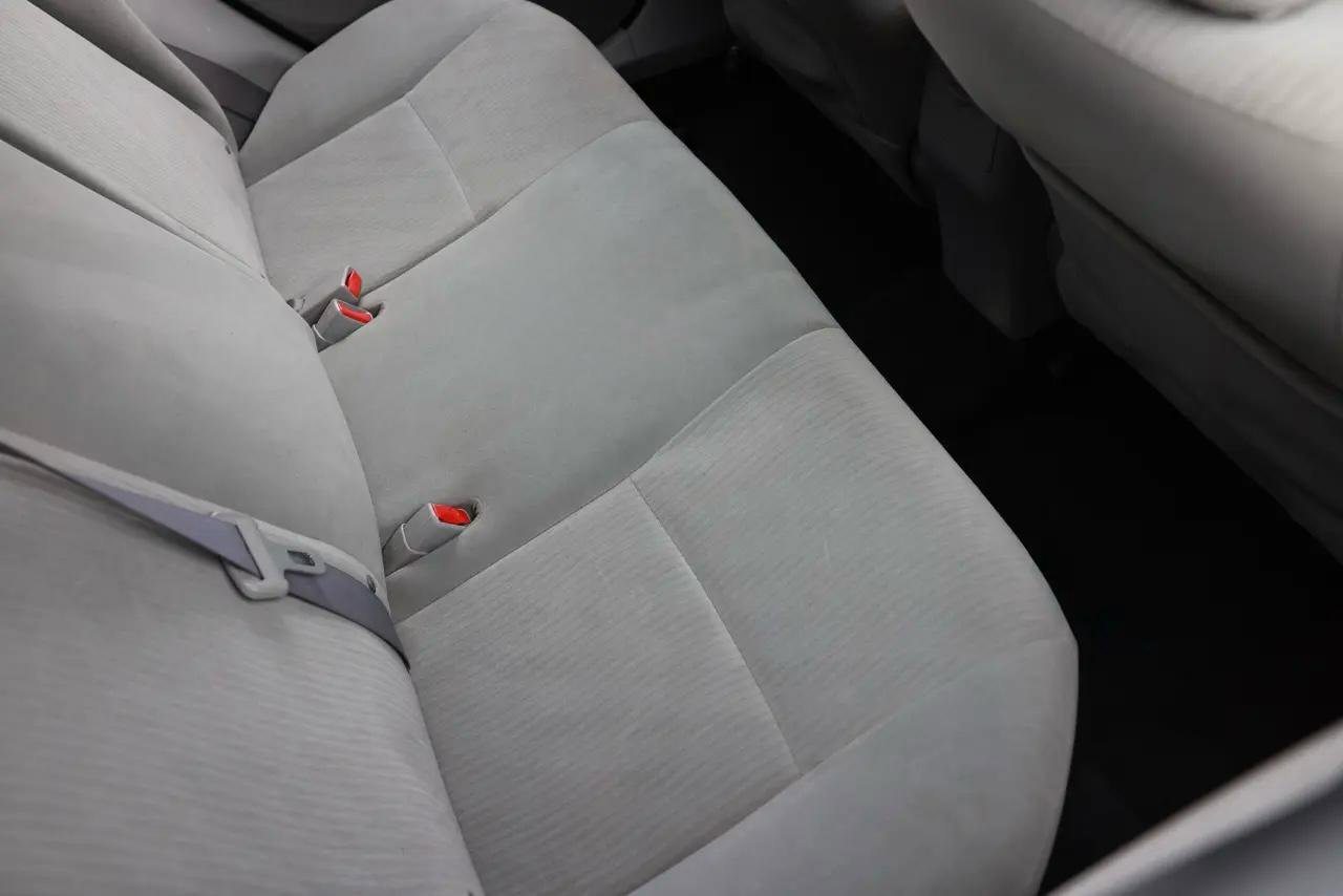 Used 2010 Toyota Corolla LE FWD image 12