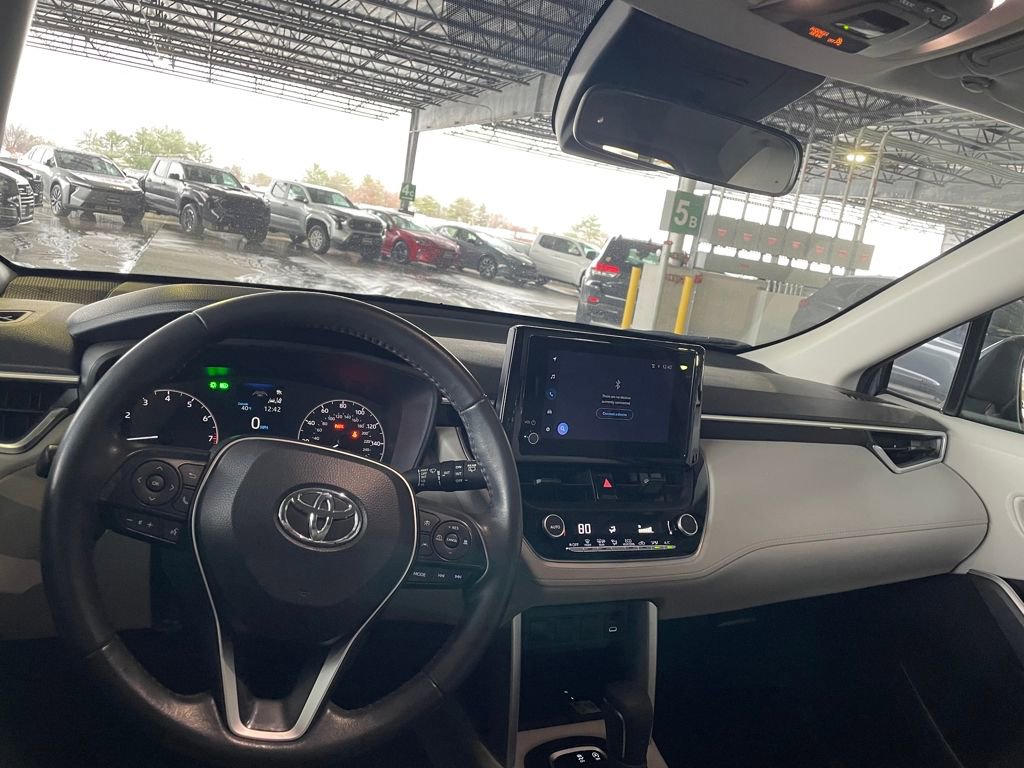 Used 2023 Toyota Corolla Cross LE image 26