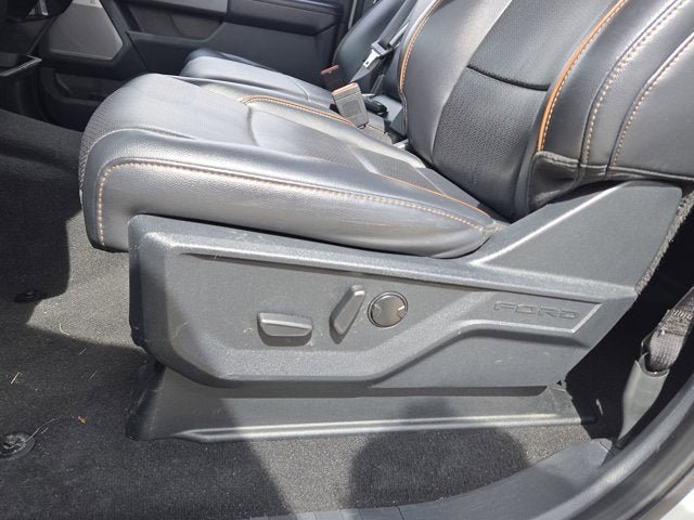 Used 2025 Ford F250 Lariat w/ Black Appearance Package AWD/4WD image 23
