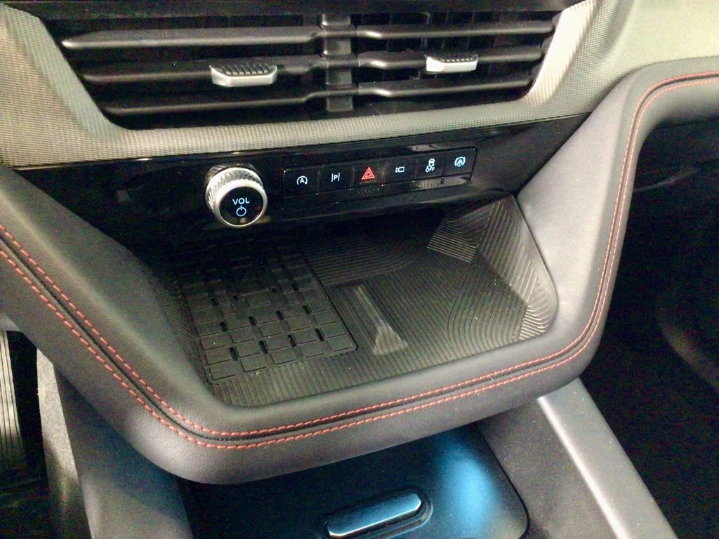 New 2025 Ford Explorer ST-Line w/ Premium Package image 25