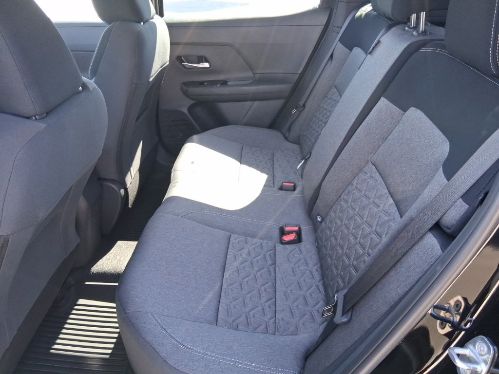 New 2026 Nissan Kicks SV w/ Cold Weather Package image 21