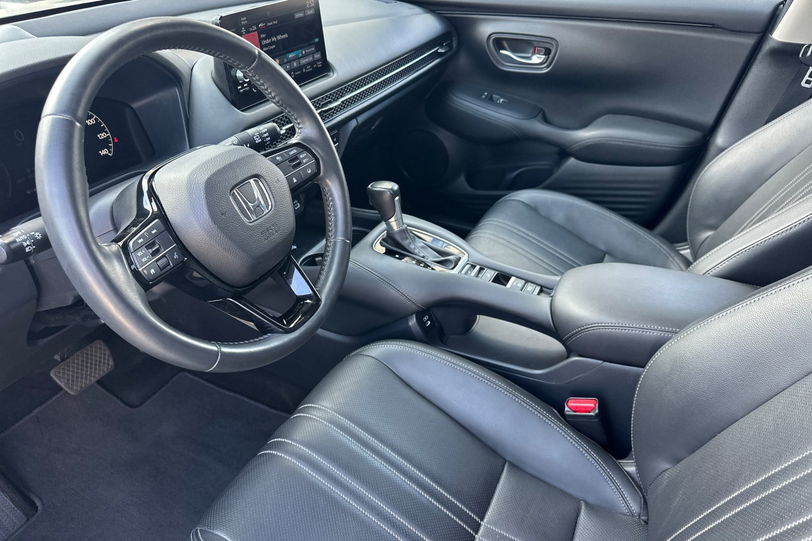 Certified 2024 Honda HR-V EX-L image 10