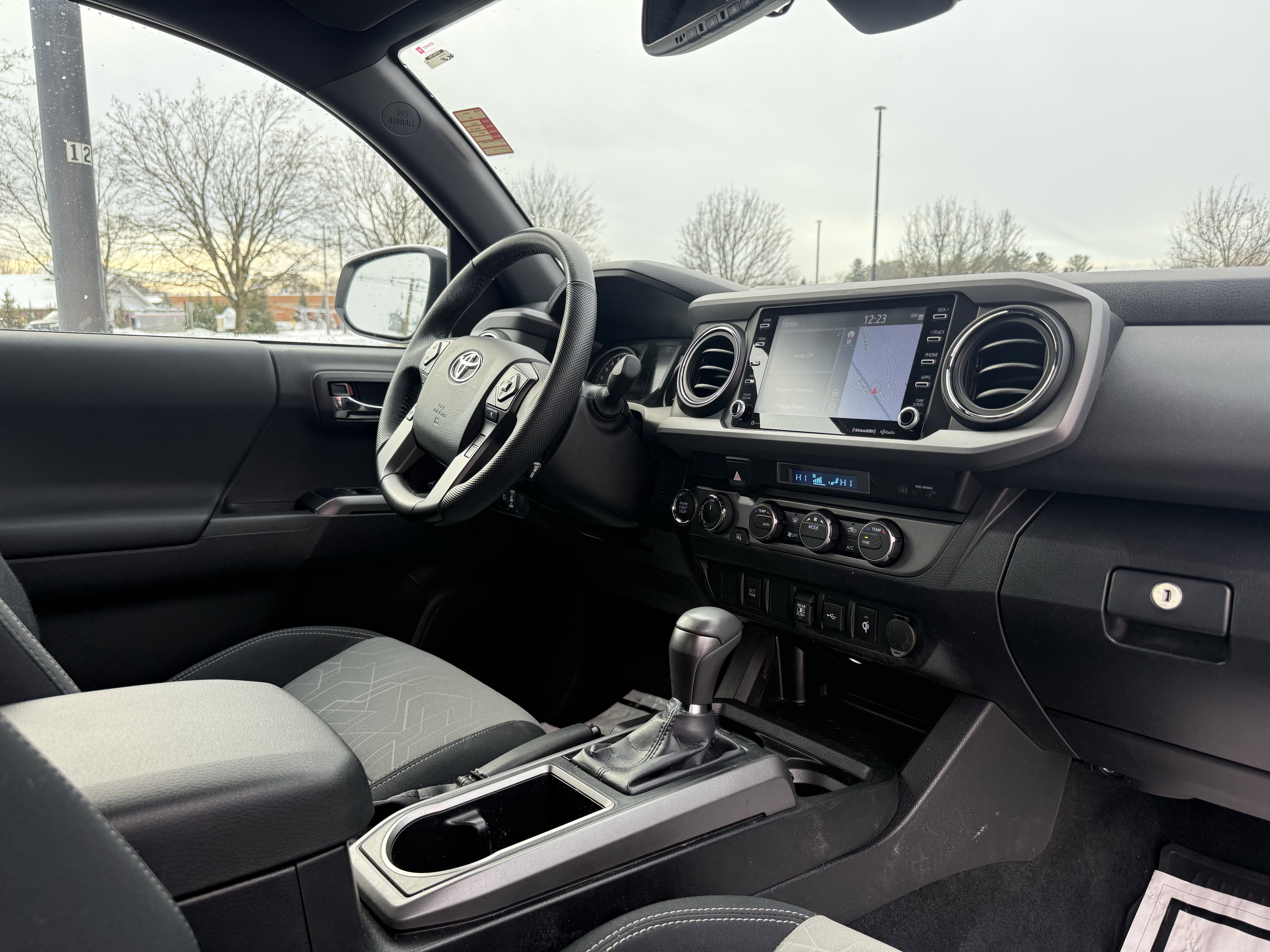 Used 2023 Toyota Tacoma TRD Off-Road image 38