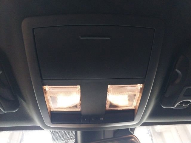 Used 2023 Dodge Challenger GT w/ Plus Package image 21