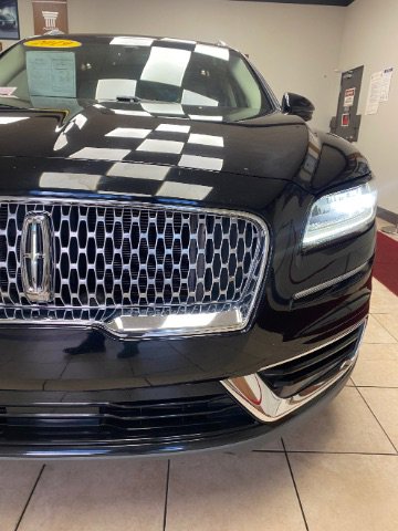 Used 2019 Lincoln Nautilus Reserve image 10