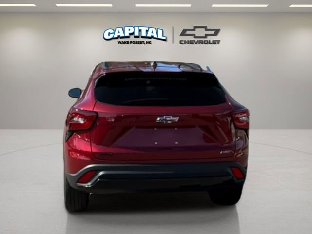 Certified 2024 Chevrolet Trax RS w/ Driver Confidence Package image 4