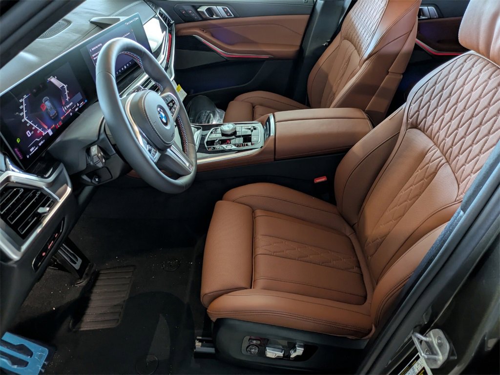 New 2026 BMW X7 M60i image 11