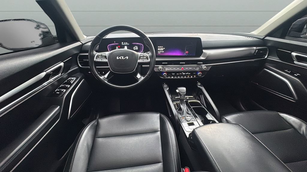 Used 2025 Kia Telluride S image 17