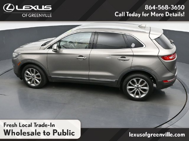 Used 2017 Lincoln MKC Select w/ Select Plus Package FWD image 29