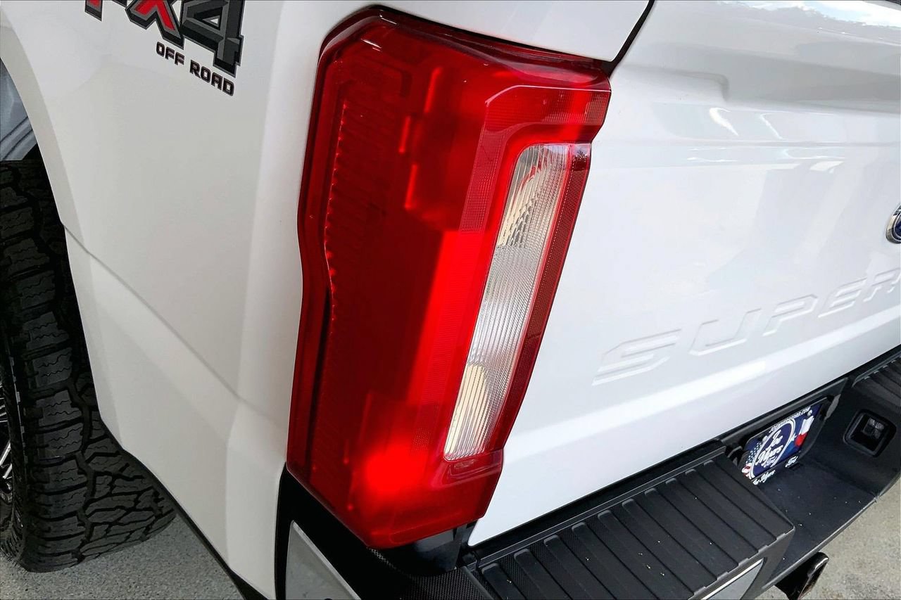 Used 2024 Ford F250 XLT w/ FX4 Off-Road Package AWD/4WD image 29