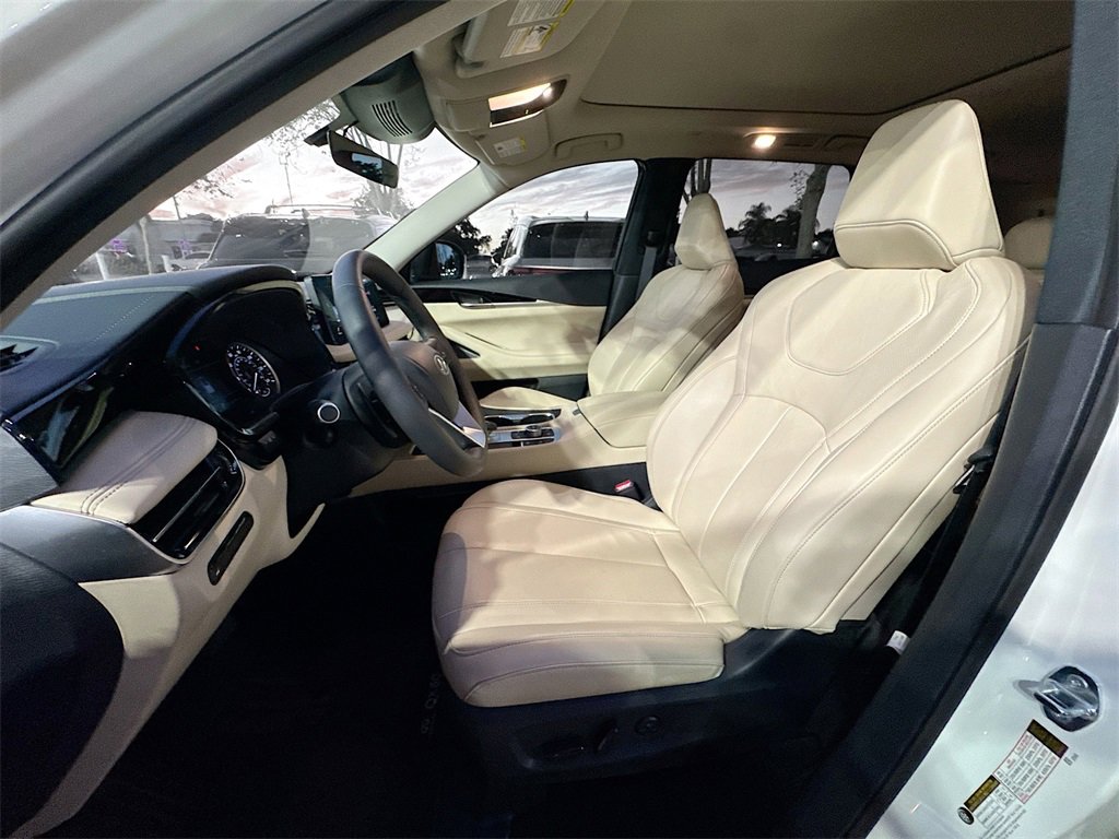 Used 2025 INFINITI QX60 Pure image 21