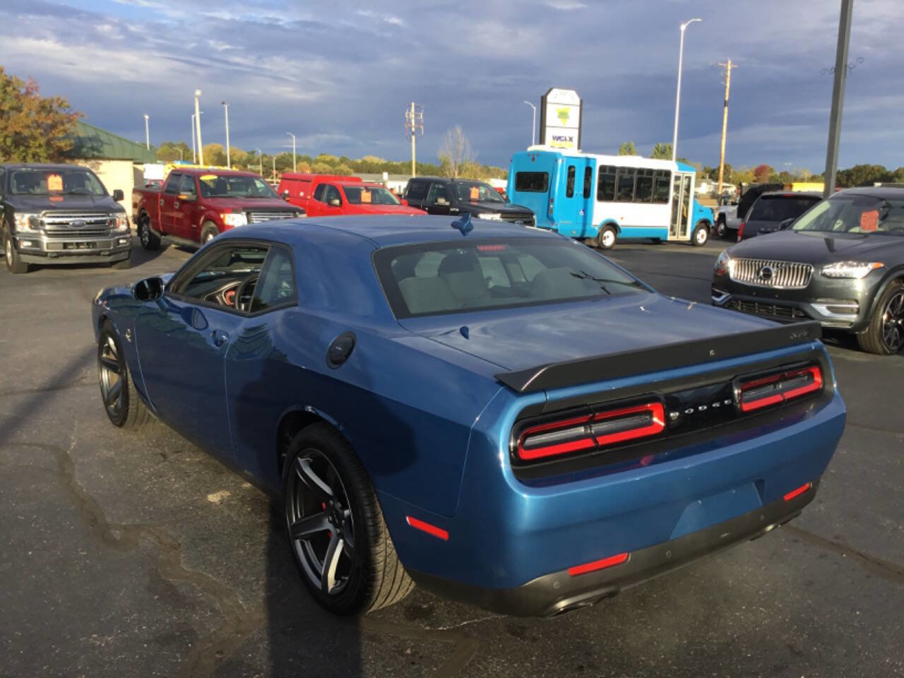 Used 2022 Dodge Challenger SRT Hellcat Redeye image 9