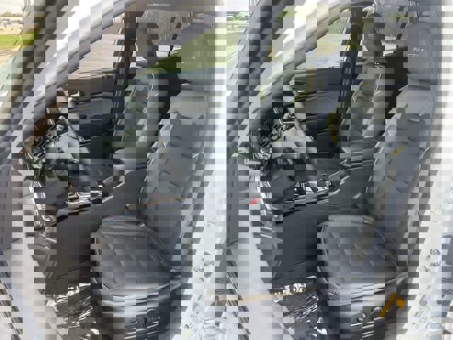 Used 2025 Chevrolet Trax ACTIV image 12