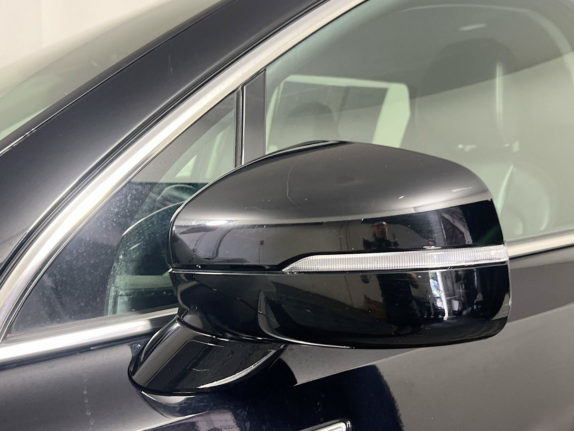 Used 2024 Kia Sorento S FWD image 12