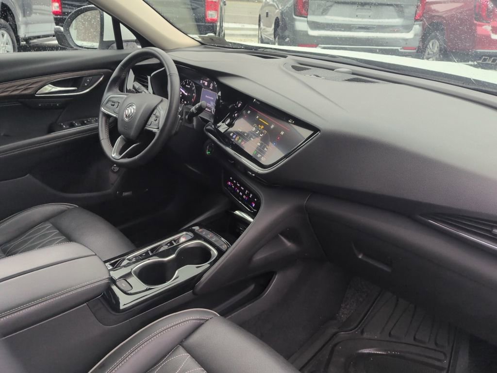 Used 2022 Buick Envision Avenir w/ Safety Package image 21