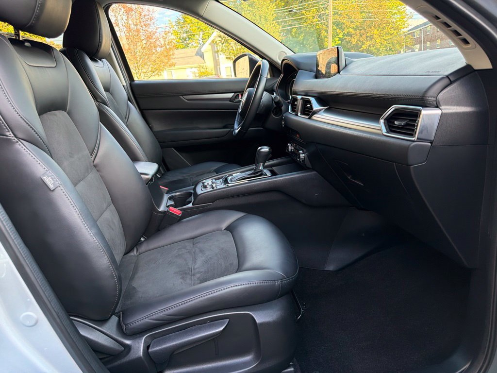 Used 2017 MAZDA CX-5 Touring w/ I-ACTIVSENSE Package AWD/4WD image 30