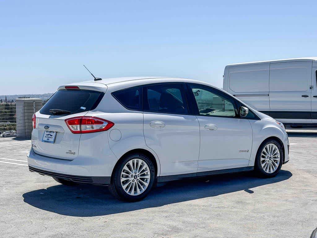 Used 2017 Ford C-MAX SE w/ Cargo Management Package FWD image 4