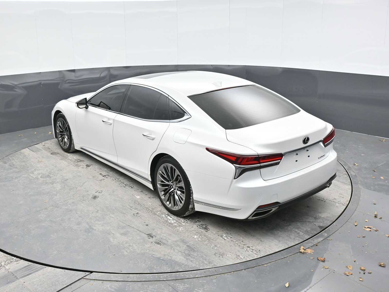 Used 2019 Lexus LS 500 w/ Interior Upgrade Package image 27