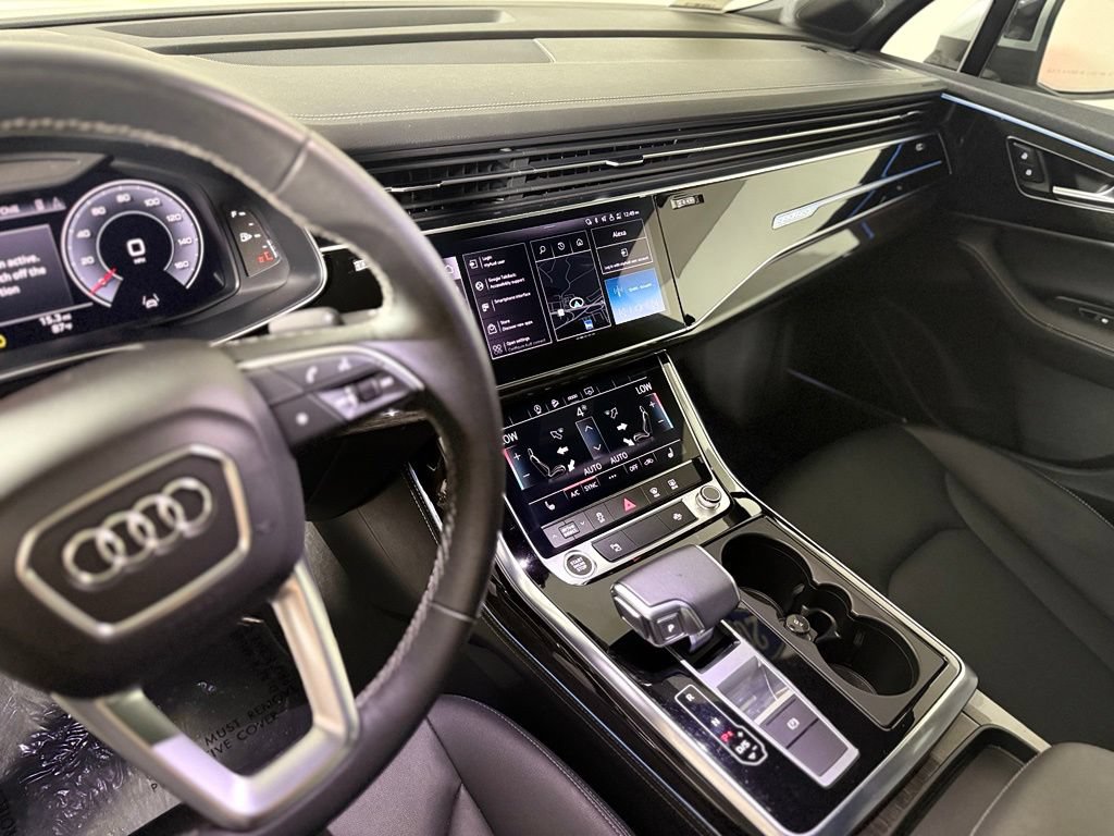 Used 2025 Audi Q7 3.0T Premium Plus AWD/4WD image 17