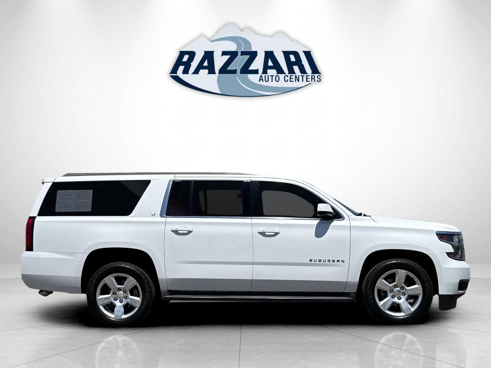Used 2016 Chevrolet Suburban LT w/ Luxury Package RWD image 2