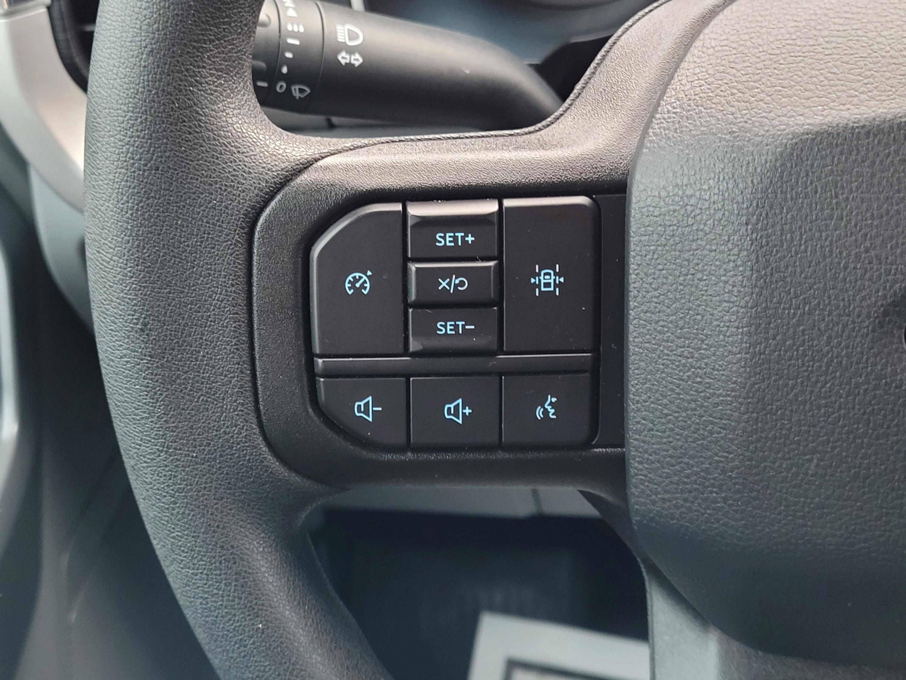 Used 2023 Ford F150 XLT w/ XTR Package image 14