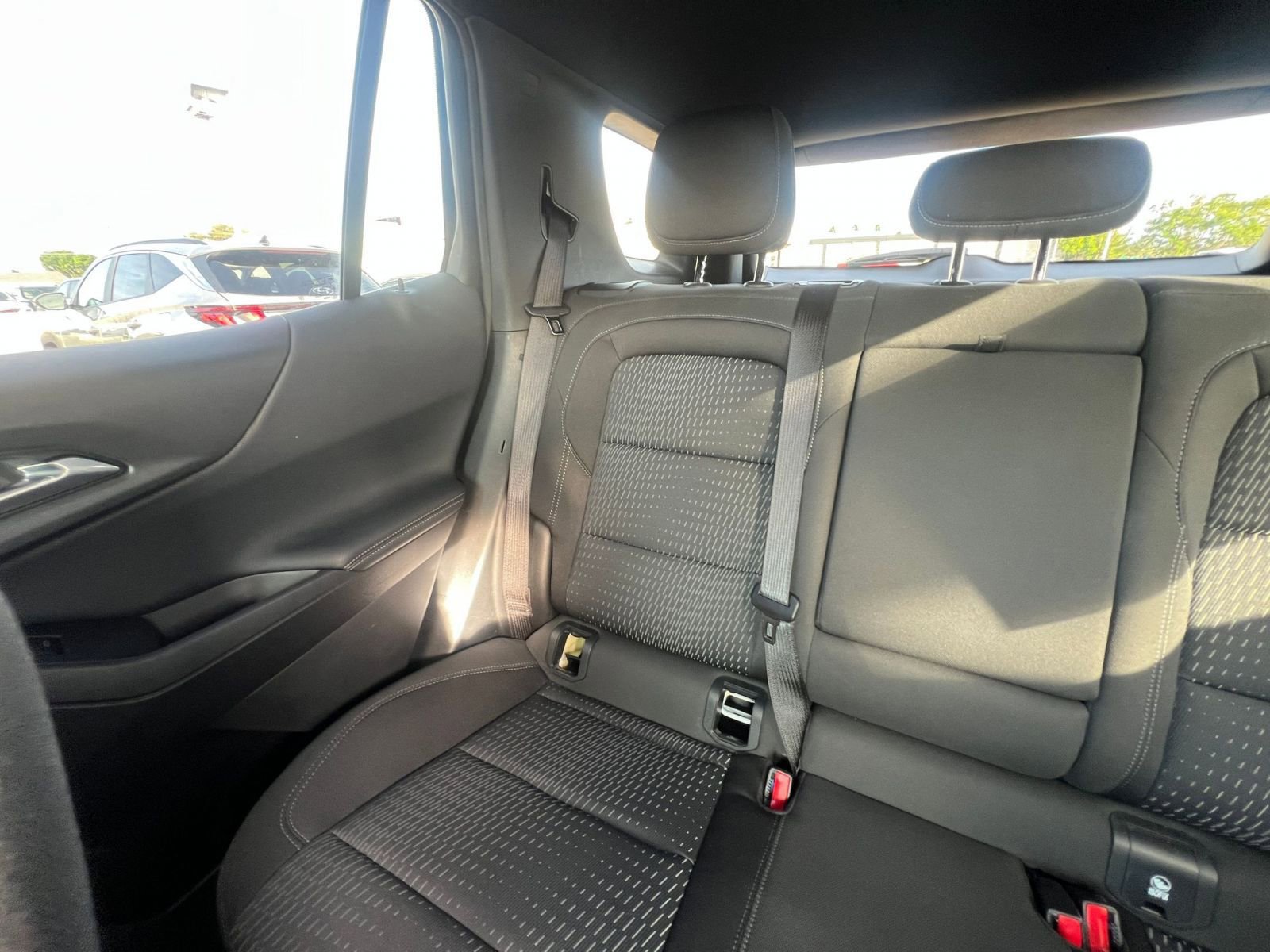 Used 2025 Chevrolet Equinox LT image 39