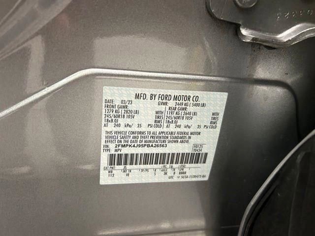 Used 2023 Ford Edge SEL image 40