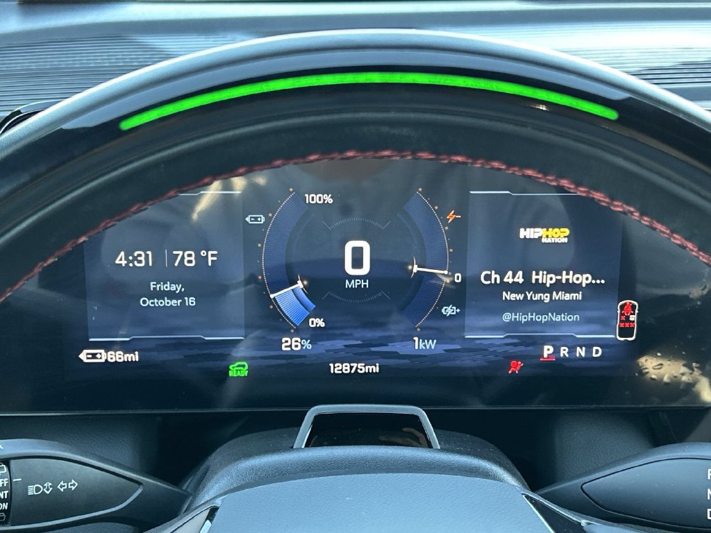 Used 2024 Chevrolet Equinox EV RS AWD/4WD image 14