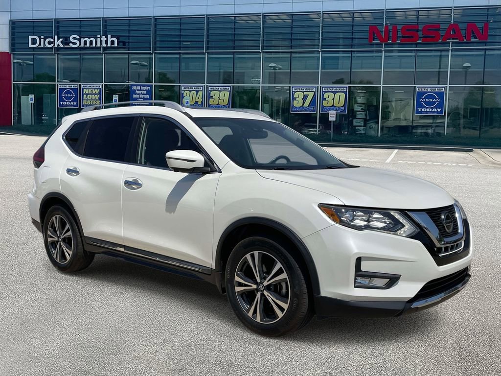 Used 2018 Nissan Rogue SL w/ Premium Package FWD image 2