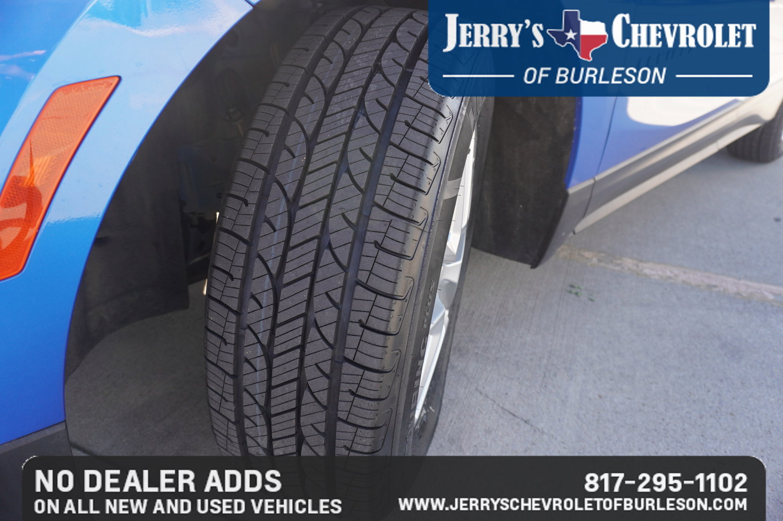Used 2024 Chevrolet Equinox LT w/ LPO, Floor Liner Package FWD image 14
